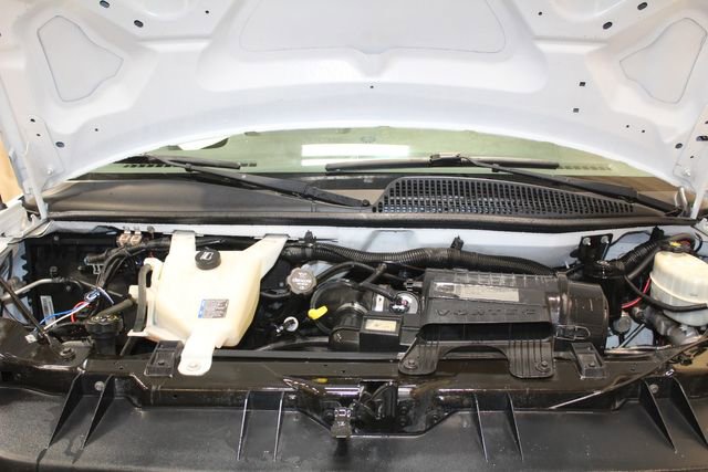 Used 2014 Chevrolet Express 3500 image 28