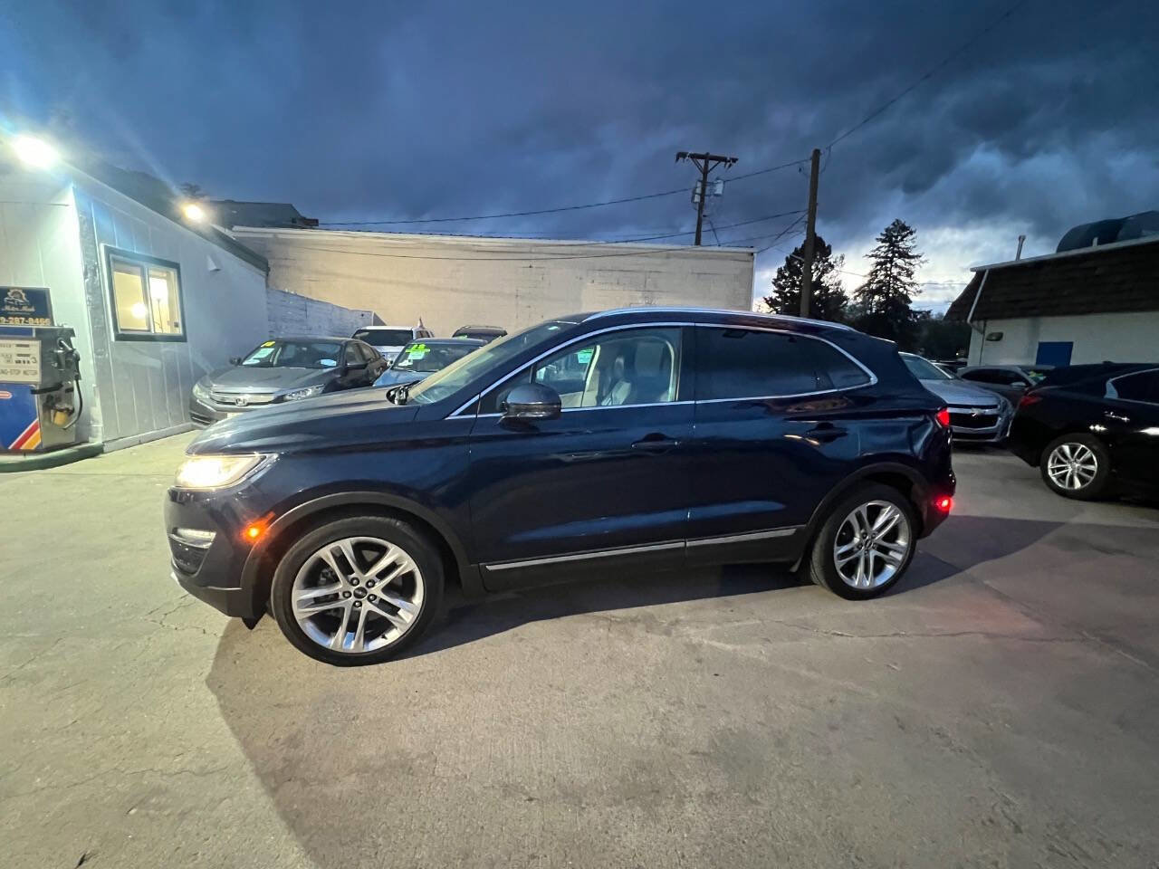 Used 2015 Lincoln MKC AWD w/ Equipment Group 102A Reserve image 24