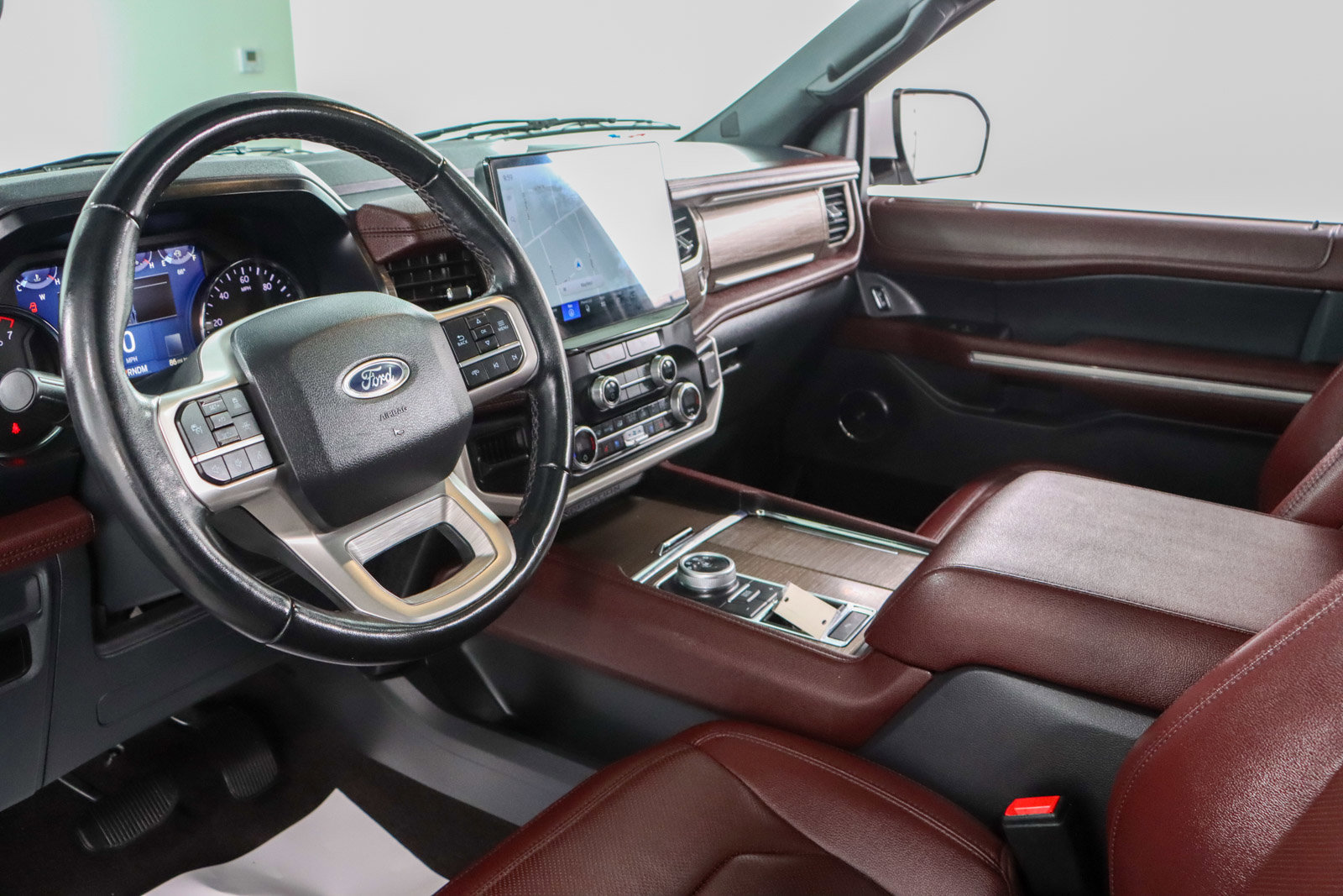 Used 2023 Ford Expedition Max Limited image 26