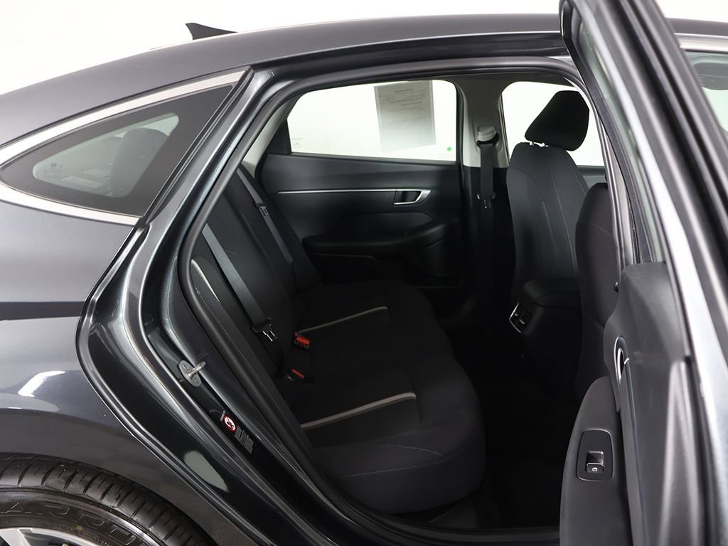Used 2023 Hyundai Sonata SEL w/ Convenience Package FWD image 32