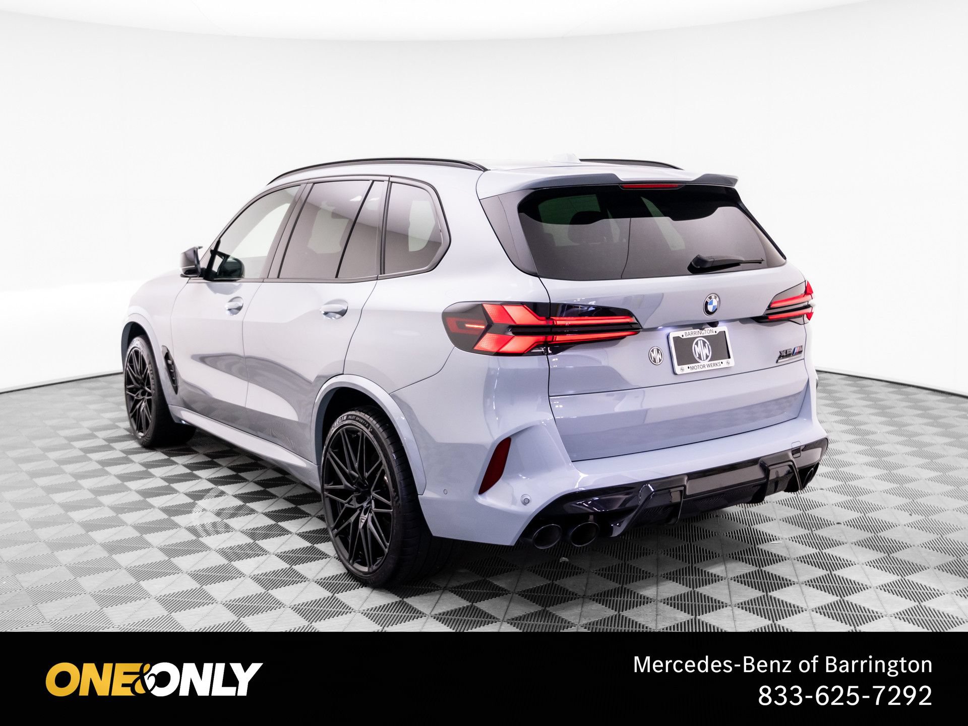 Used 2025 BMW X5 M Competition w/ Executive Package AWD/4WD image 3