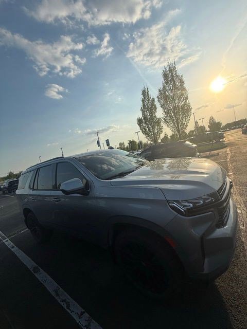 Used 2023 Chevrolet Tahoe RST AWD/4WD image 3