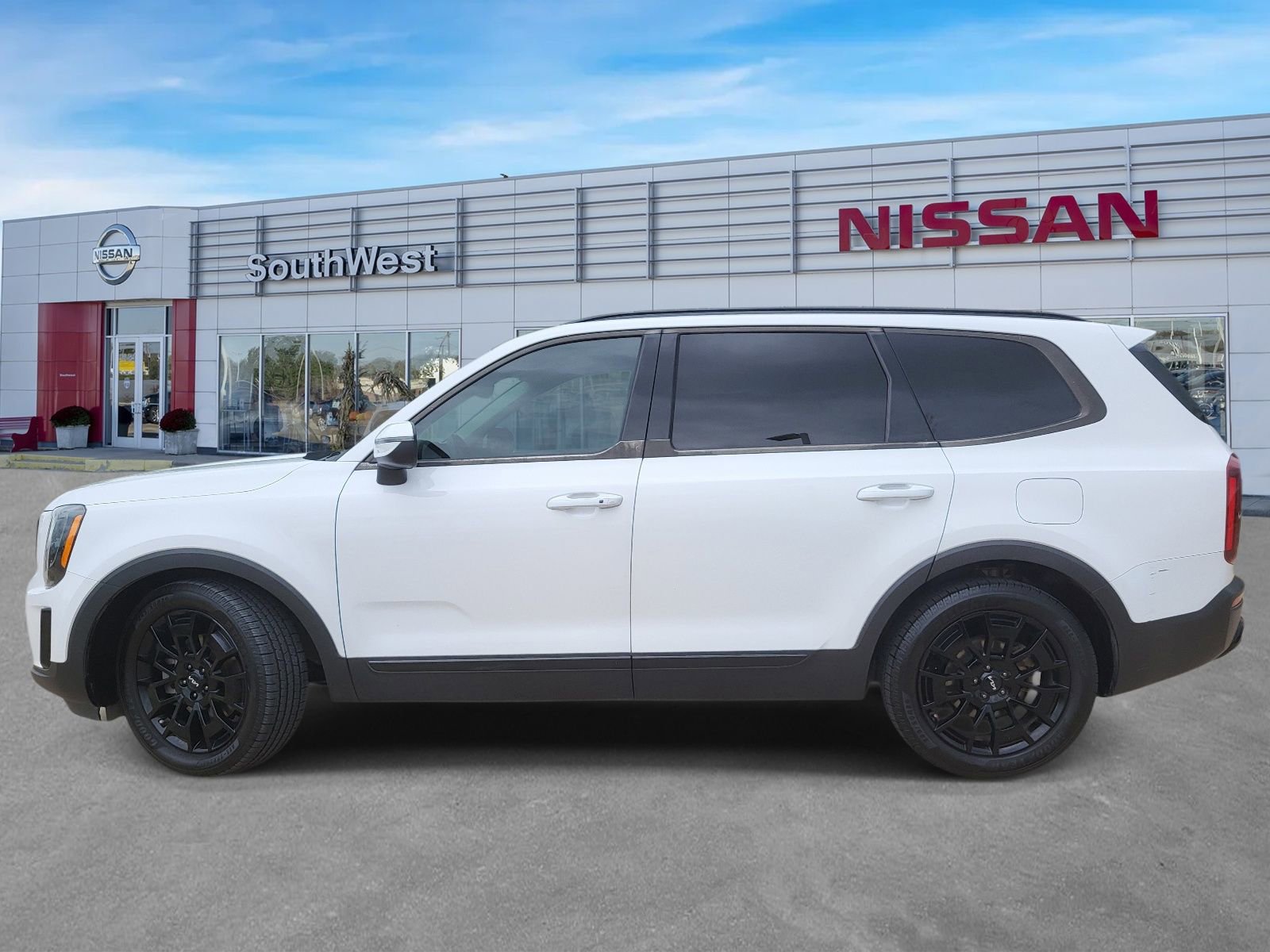 Used 2022 Kia Telluride EX w/ EX Premium Package AWD/4WD image 9