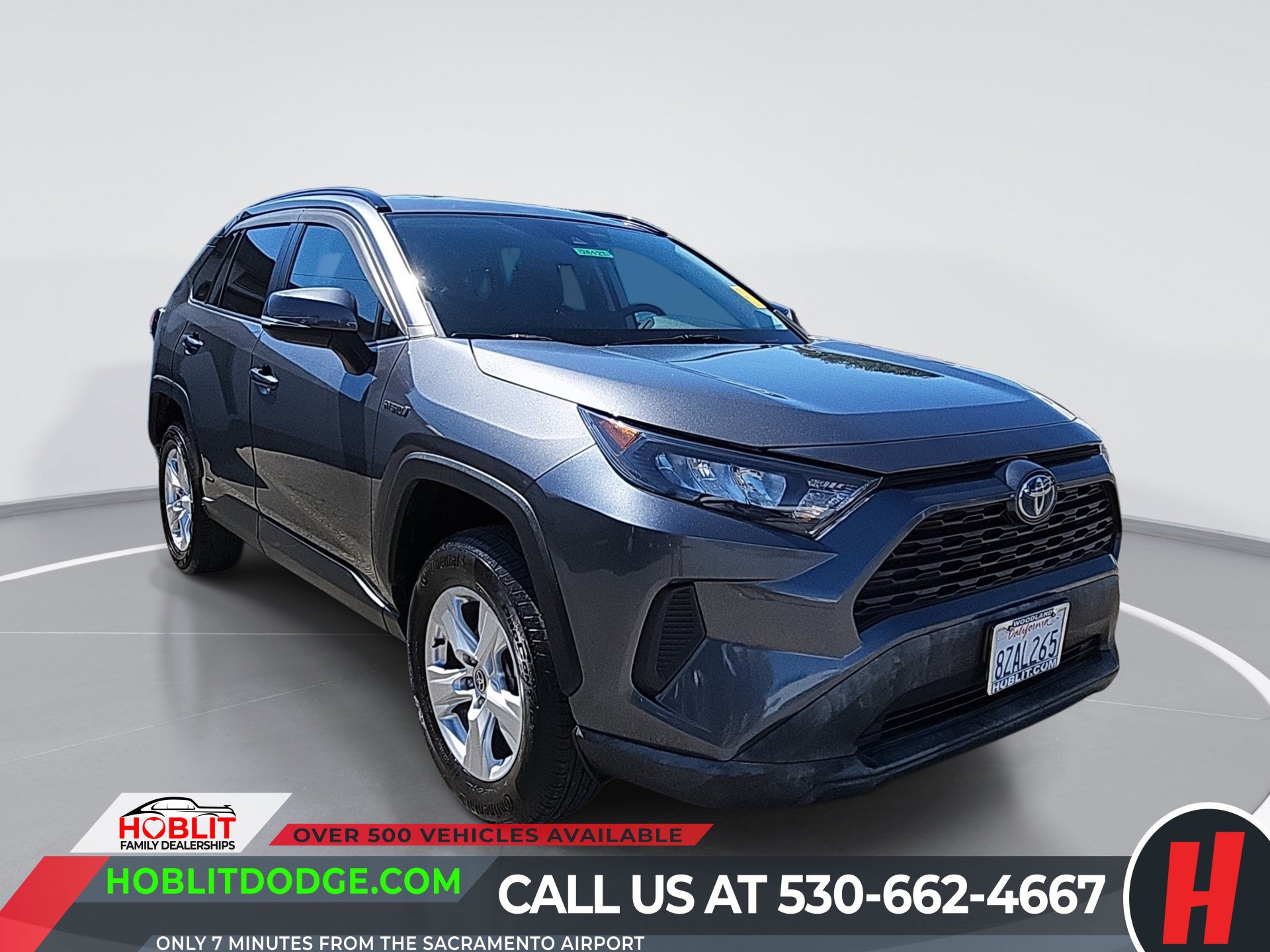 Used 2021 Toyota RAV4 LE AWD/4WD image 1