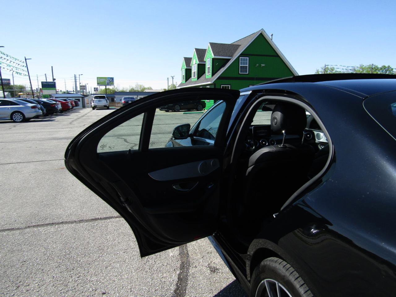 Used 2018 Mercedes-Benz C 300 4MATIC Sedan w/ AMG Line image 19