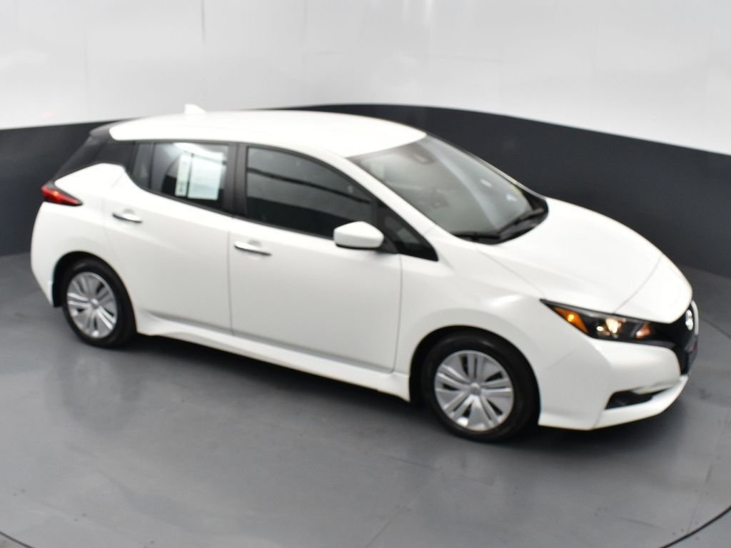 Used 2024 Nissan Leaf S image 43