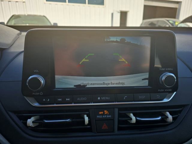 Used 2023 Nissan Altima 2.5 S FWD image 9