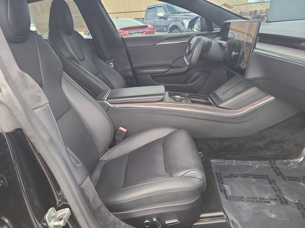 Used 2022 Tesla Model S image 39