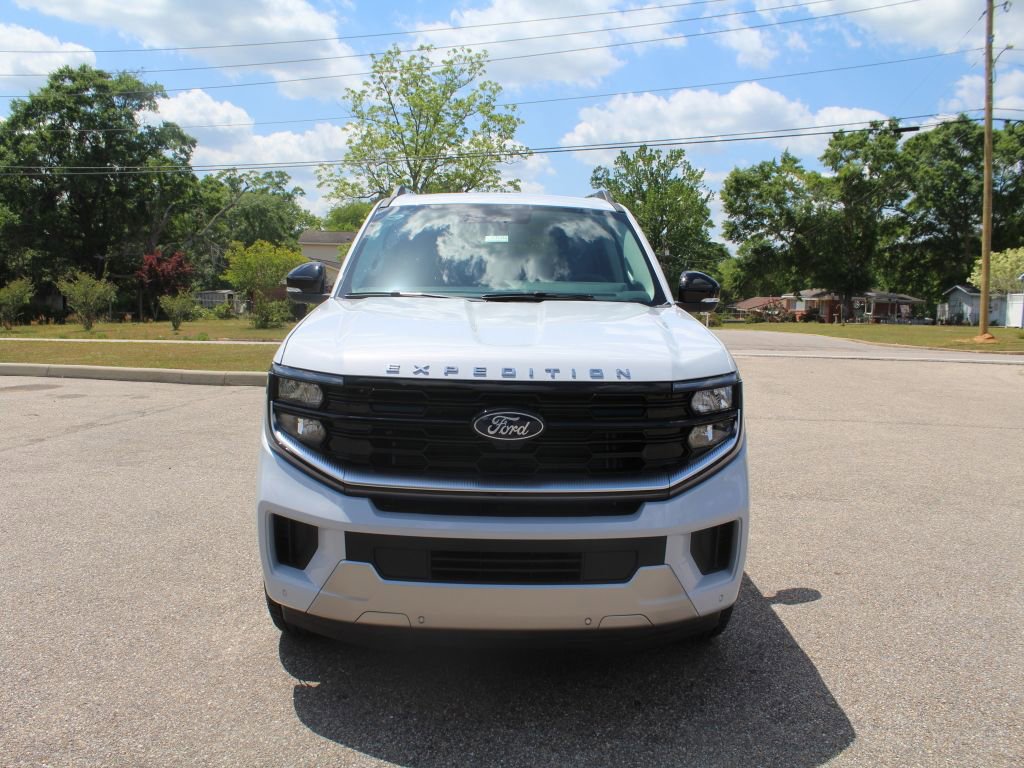 New 2026 Ford Expedition Platinum image 8