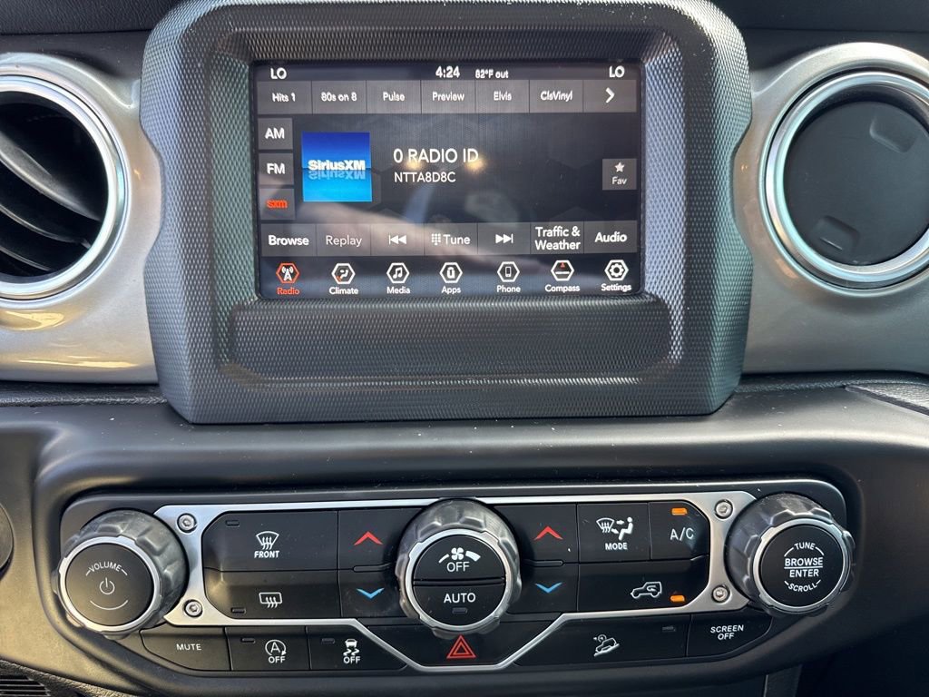 Used 2020 Jeep Wrangler Unlimited Sahara AWD/4WD image 34