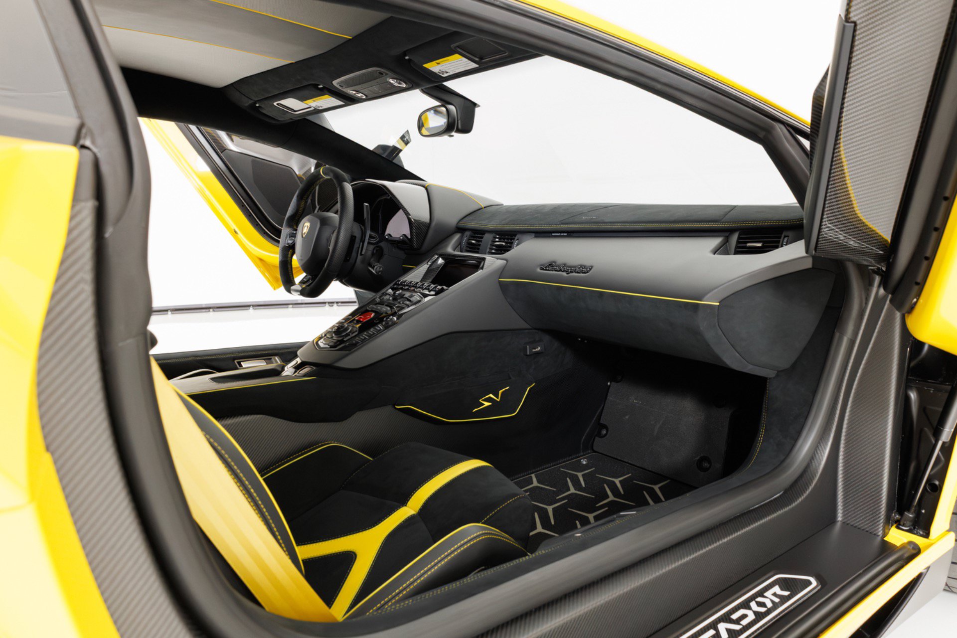 Used 2016 Lamborghini Aventador LP 750-4 Superveloce AWD/4WD image 38