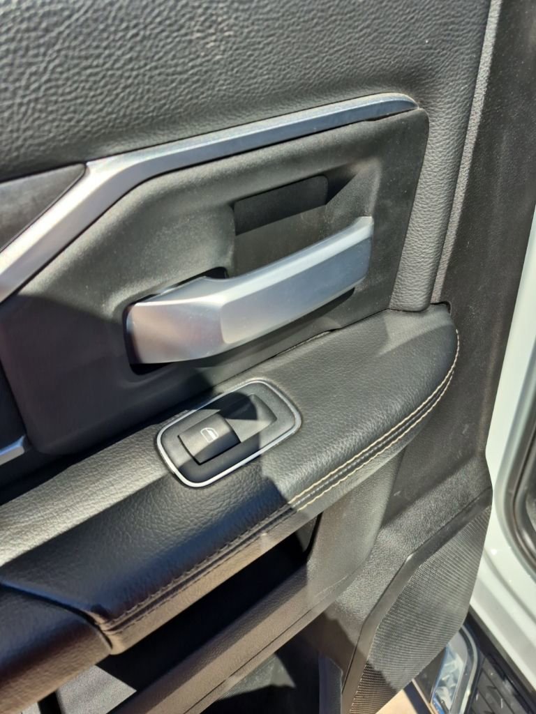Used 2024 RAM 3500 Big Horn image 16