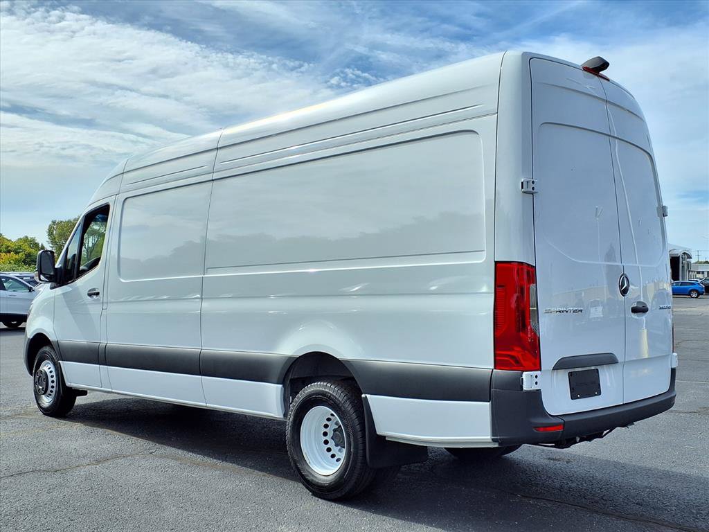 New 2025 Mercedes-Benz Sprinter 3500 image 6