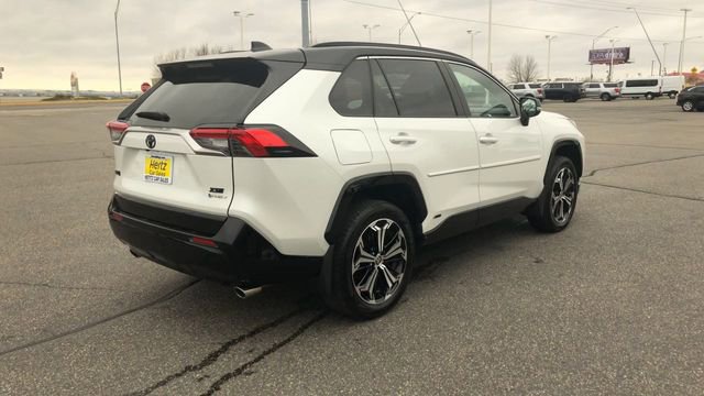 Used 2025 Toyota RAV4 XSE w/ Weather Package AWD/4WD image 8