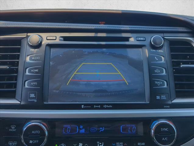 Used 2016 Toyota Highlander Limited Platinum AWD/4WD image 19