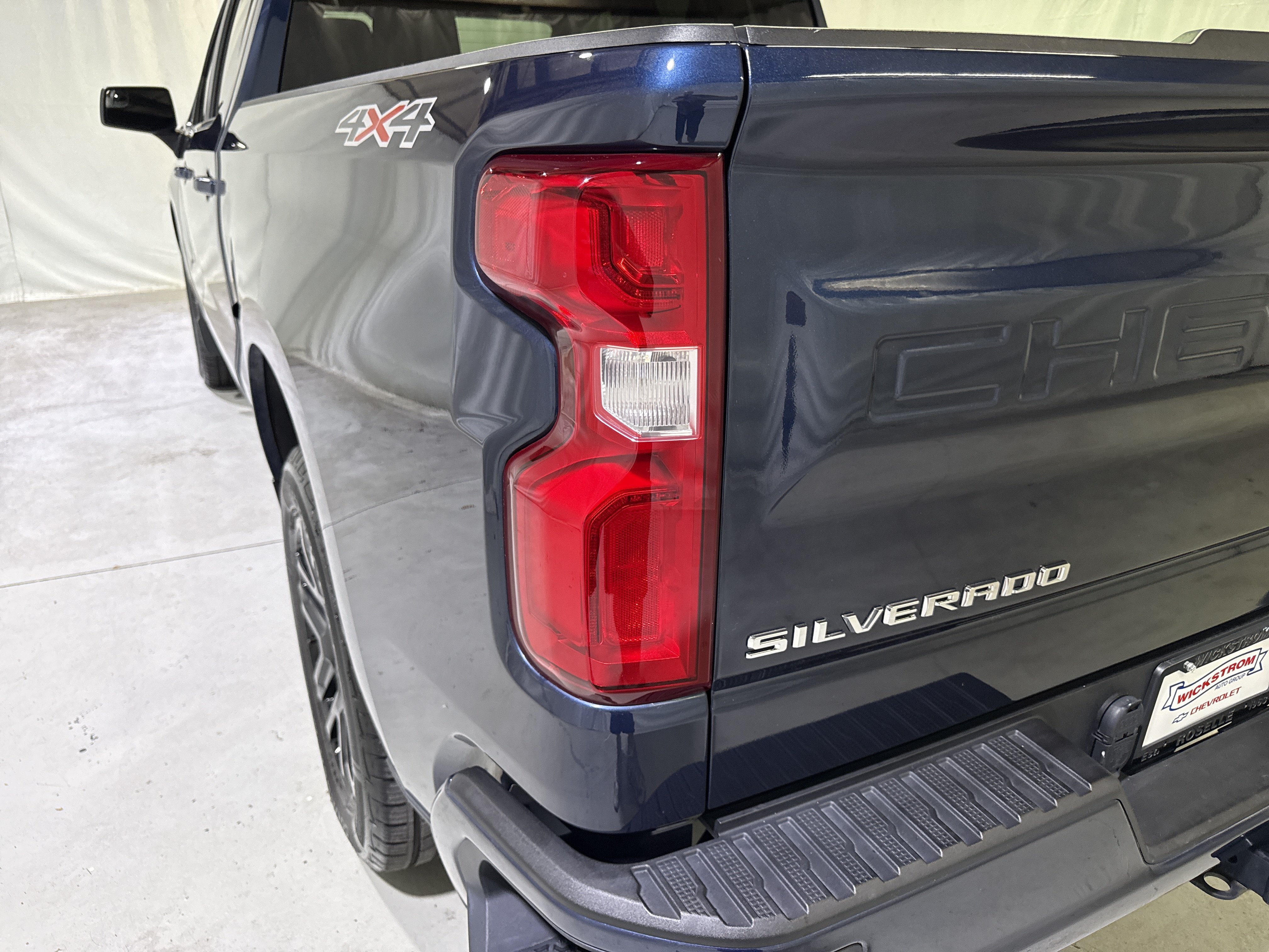 Used 2022 Chevrolet Silverado 1500 RST w/ Protection Package AWD/4WD image 10