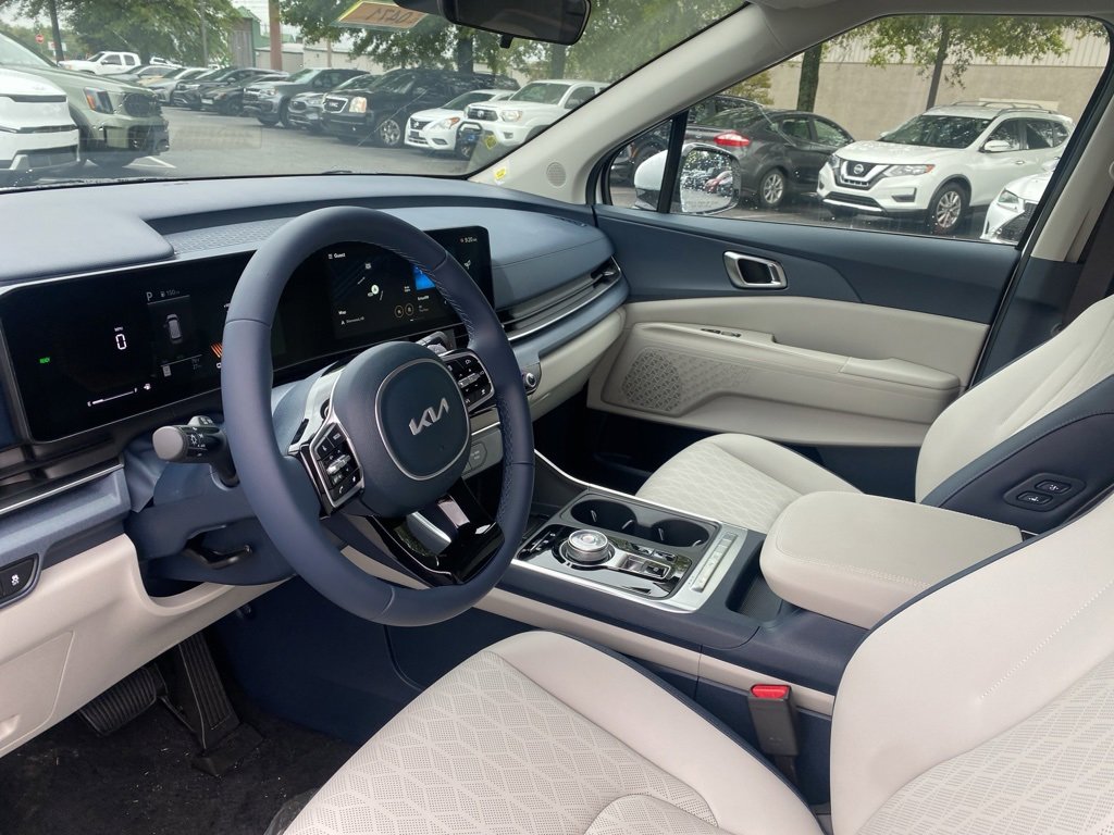 New 2026 Kia Carnival EX image 13