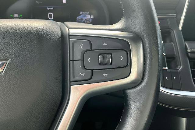 Used 2023 Chevrolet Suburban Premier image 12