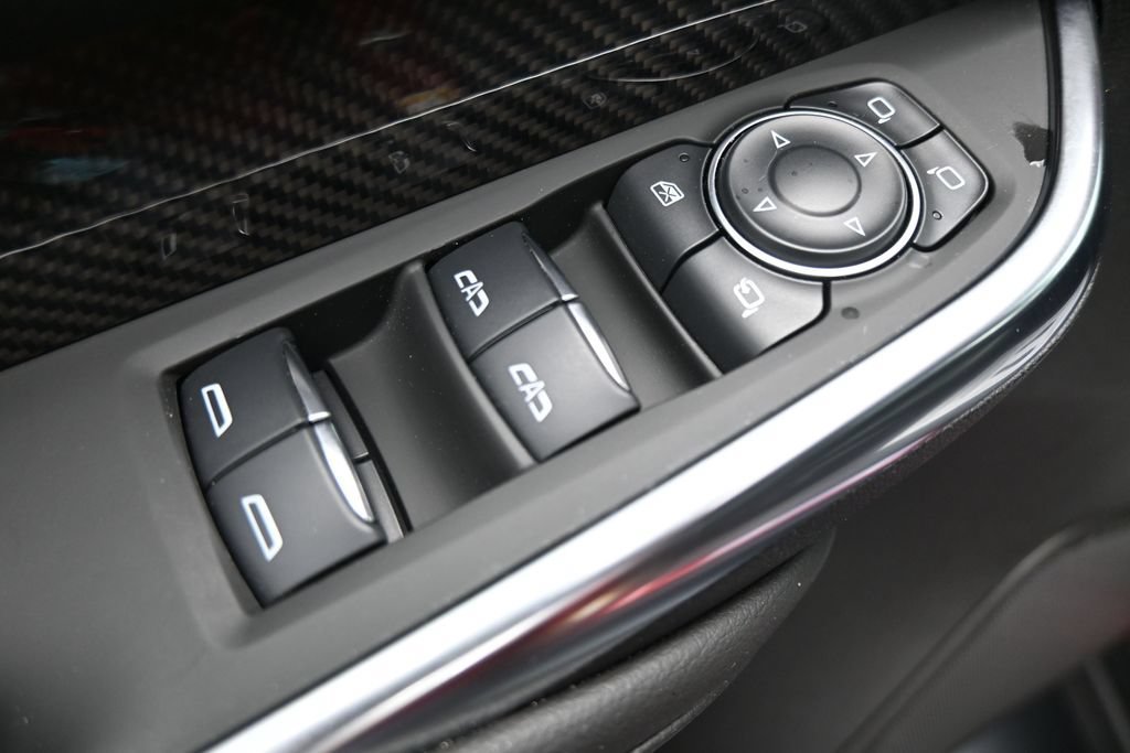 Used 2025 Cadillac XT4 Sport FWD image 11