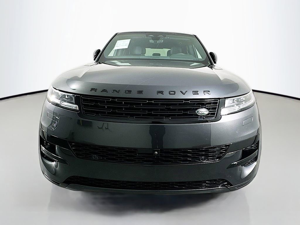 Used 2024 Land Rover Range Rover Sport SE image 6