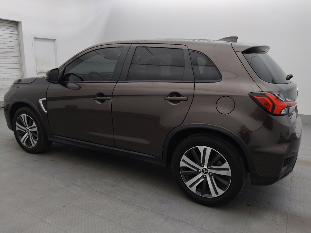 Used 2021 Mitsubishi Outlander Sport SE FWD image 3