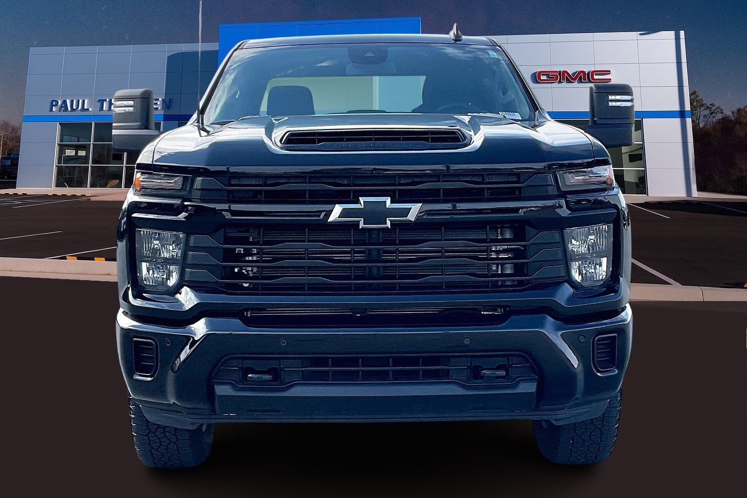 Used 2026 Chevrolet Silverado 2500 Custom w/ Custom Value Package image 2