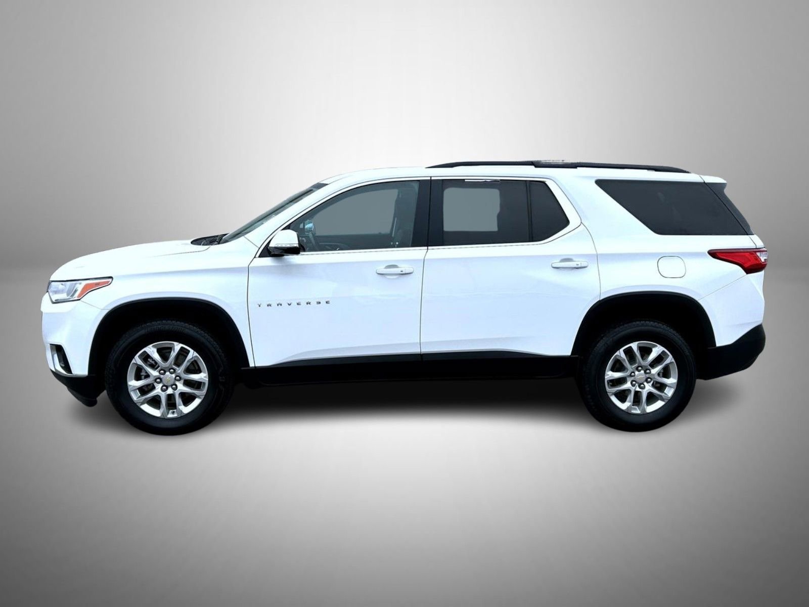 Certified 2020 Chevrolet Traverse LT w/ Driver Confidence II Package image 8