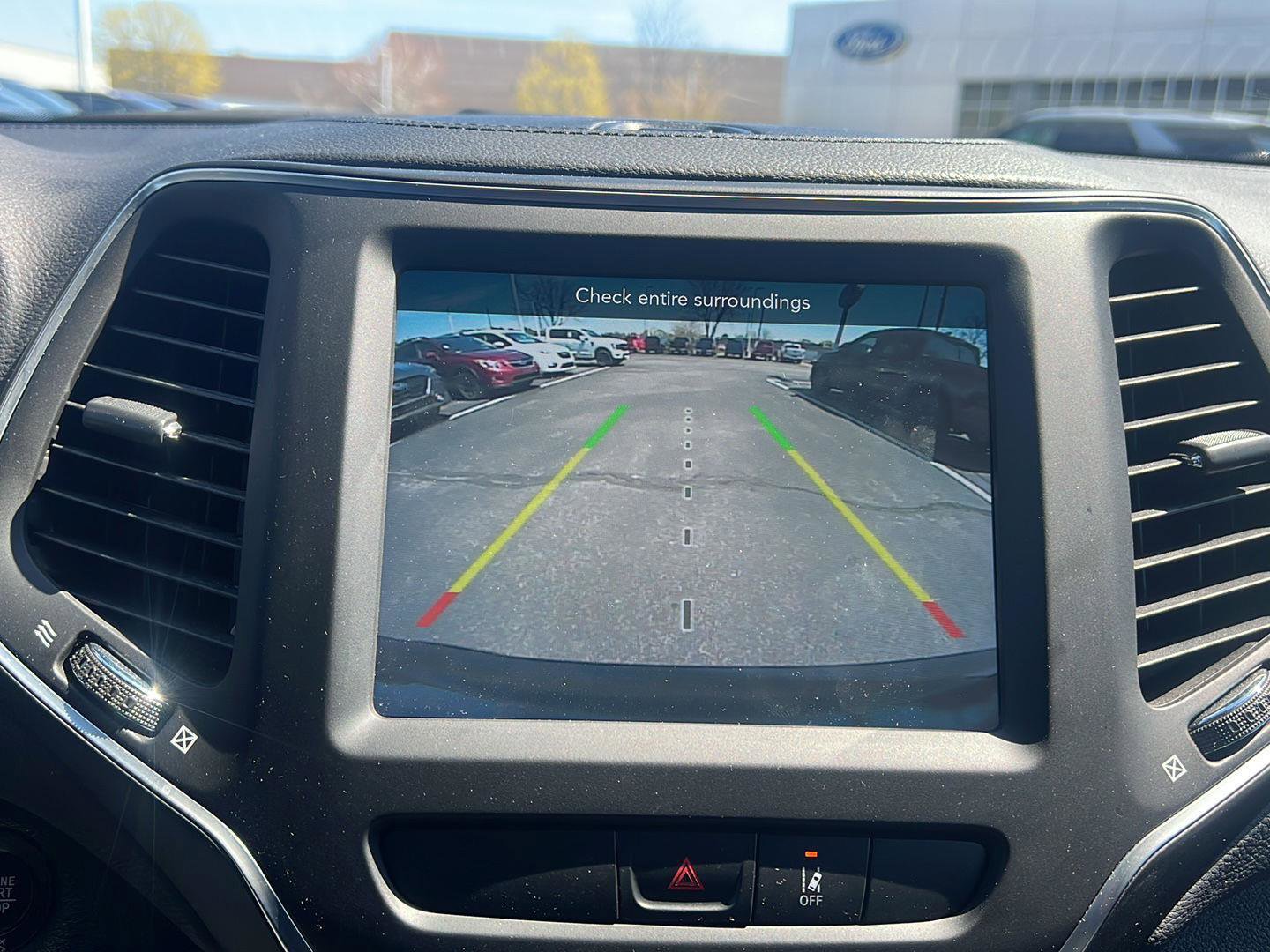 Used 2022 Jeep Cherokee Latitude Lux image 23