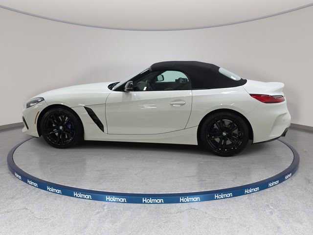 Certified 2022 BMW Z4 sDrive30i w/ Dynamic Handling Package image 8