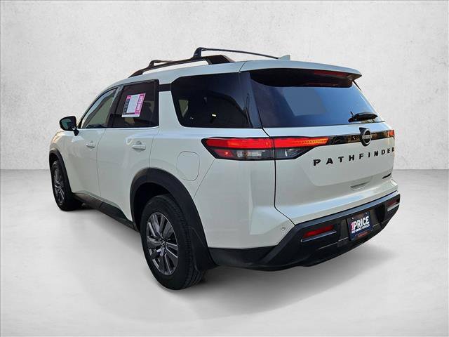 Used 2024 Nissan Pathfinder SV w/ Black Appearance Package FWD image 8