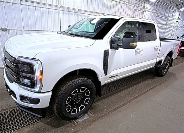 Used 2026 Ford F350 Platinum AWD/4WD image 1