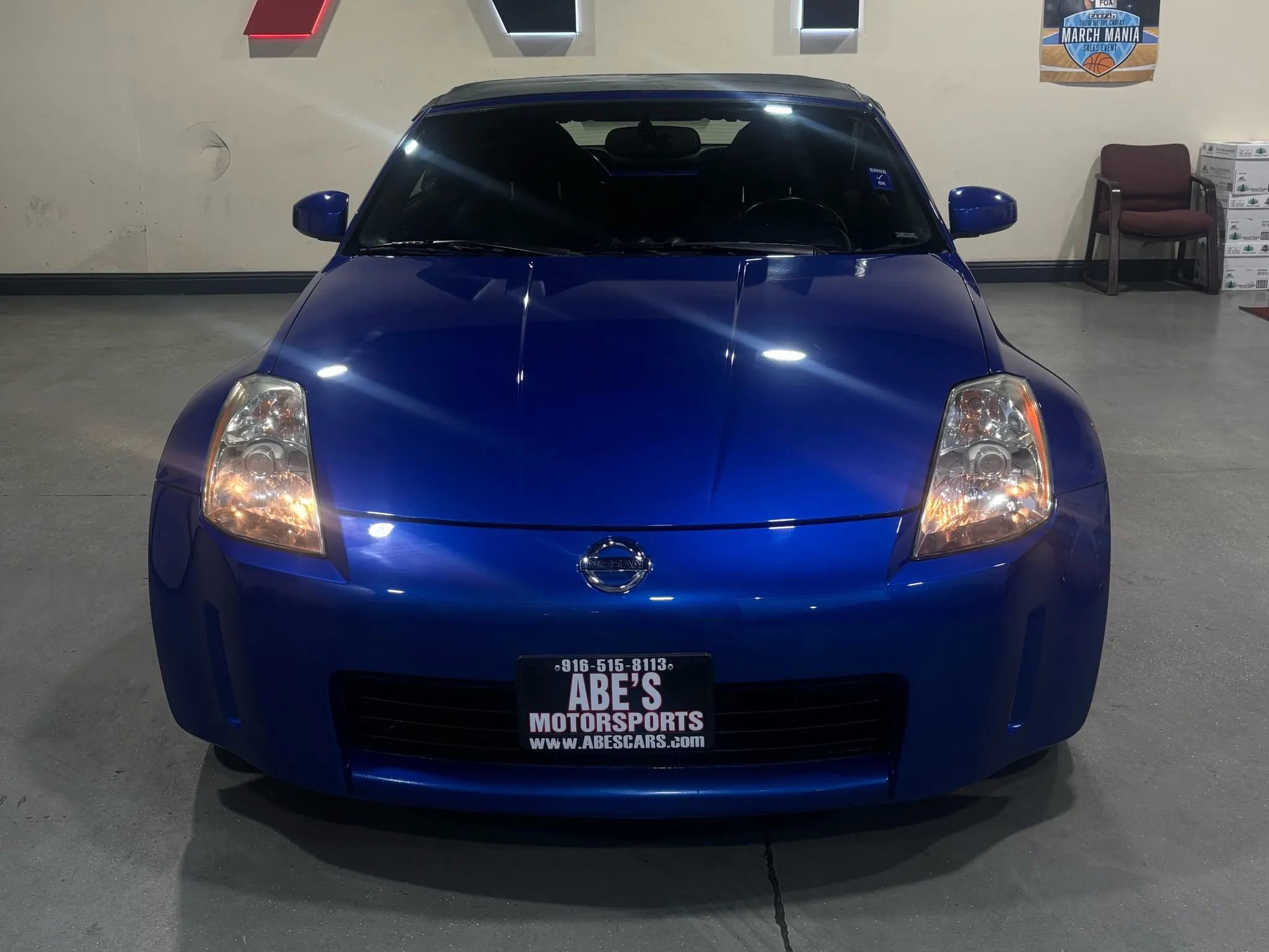 Used 2005 Nissan 350Z Enthusiast w/ (S02) Side Air Bags Pkg image 3