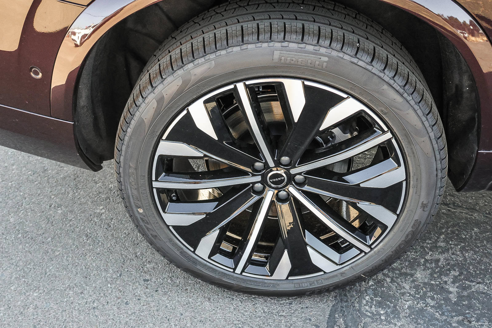 New 2026 Volvo XC90 T8 Ultra w/ Lounge Package AWD/4WD image 12