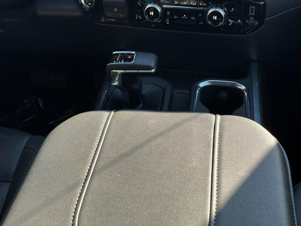 Used 2024 GMC Sierra 1500 Elevation w/ Elevation Premium Package image 14