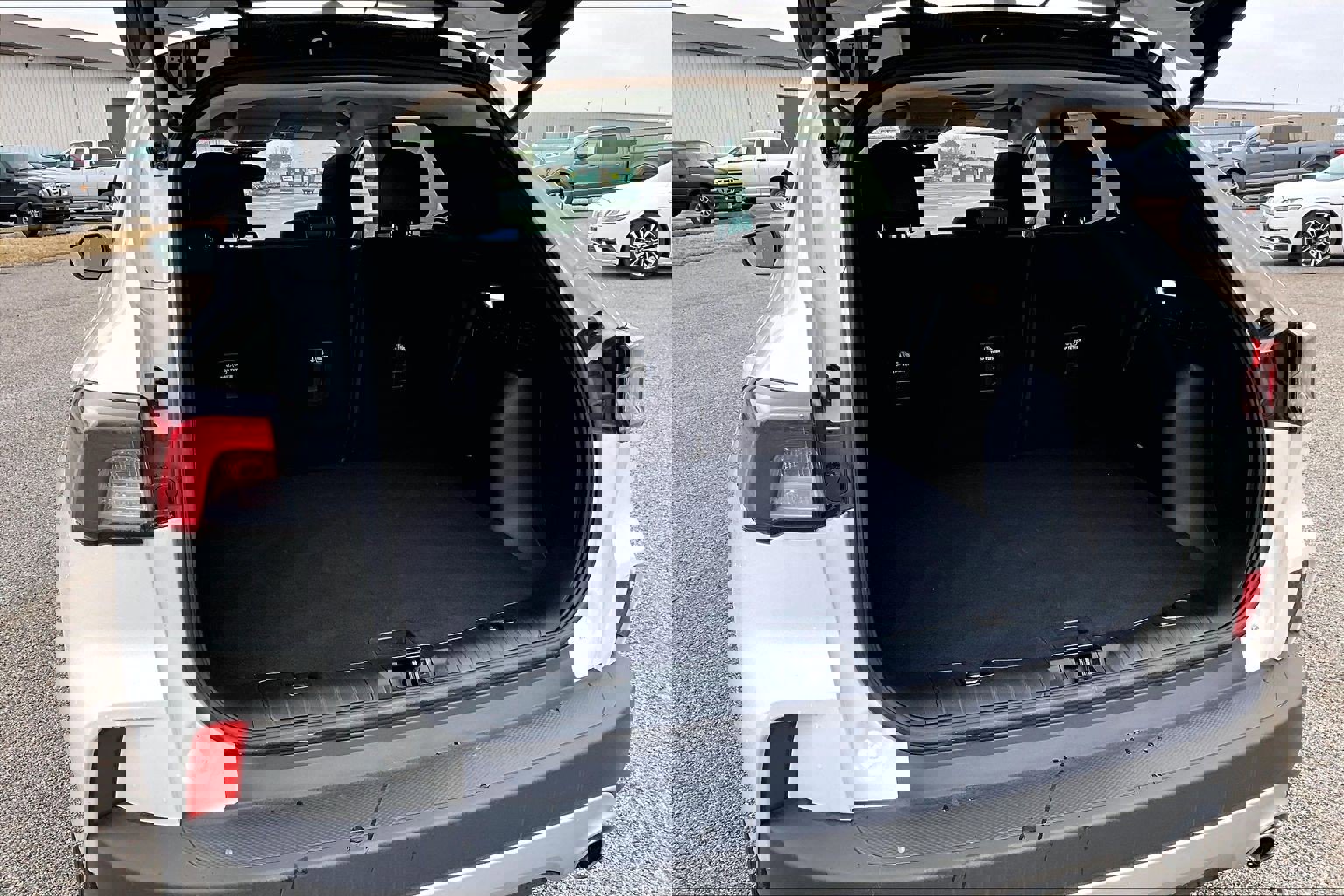 Used 2020 Ford Escape SE Sport image 19