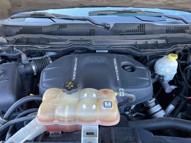 Used 2016 RAM 1500 Laramie Longhorn AWD/4WD image 32