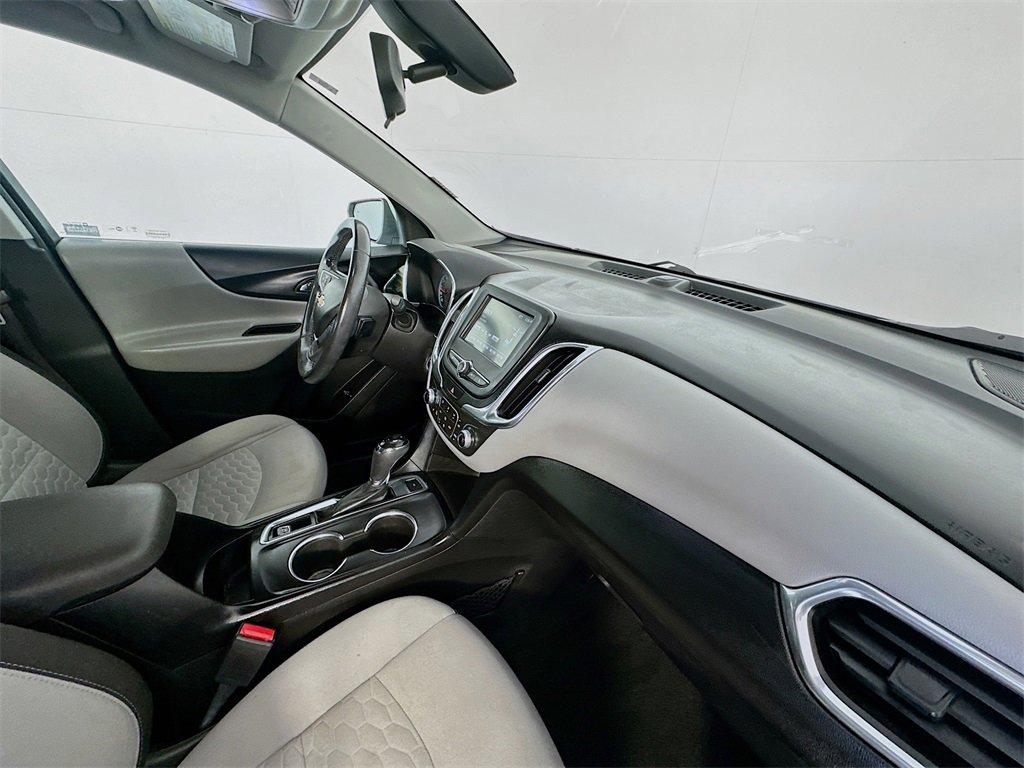 Used 2018 Chevrolet Equinox LT image 27
