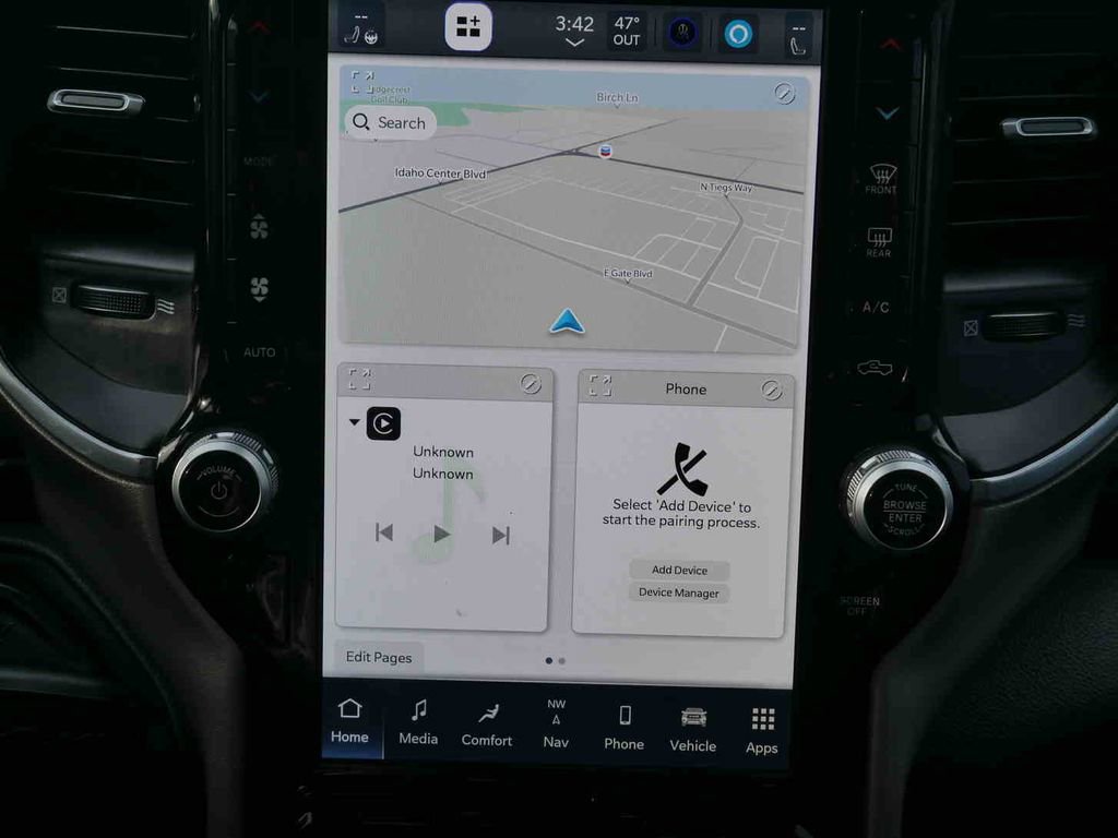 Used 2024 RAM 2500 Laramie image 6