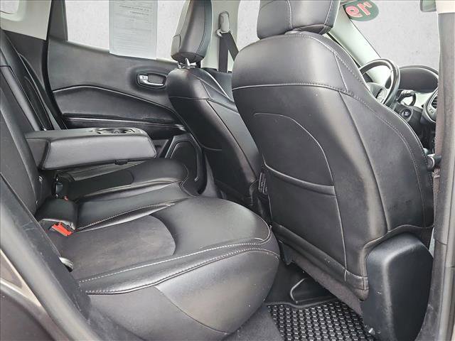Used 2019 Jeep Compass Latitude w/ Cold Weather Group image 20