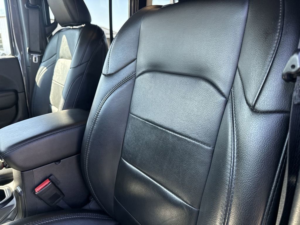 Used 2021 Jeep Wrangler Unlimited Sahara image 8