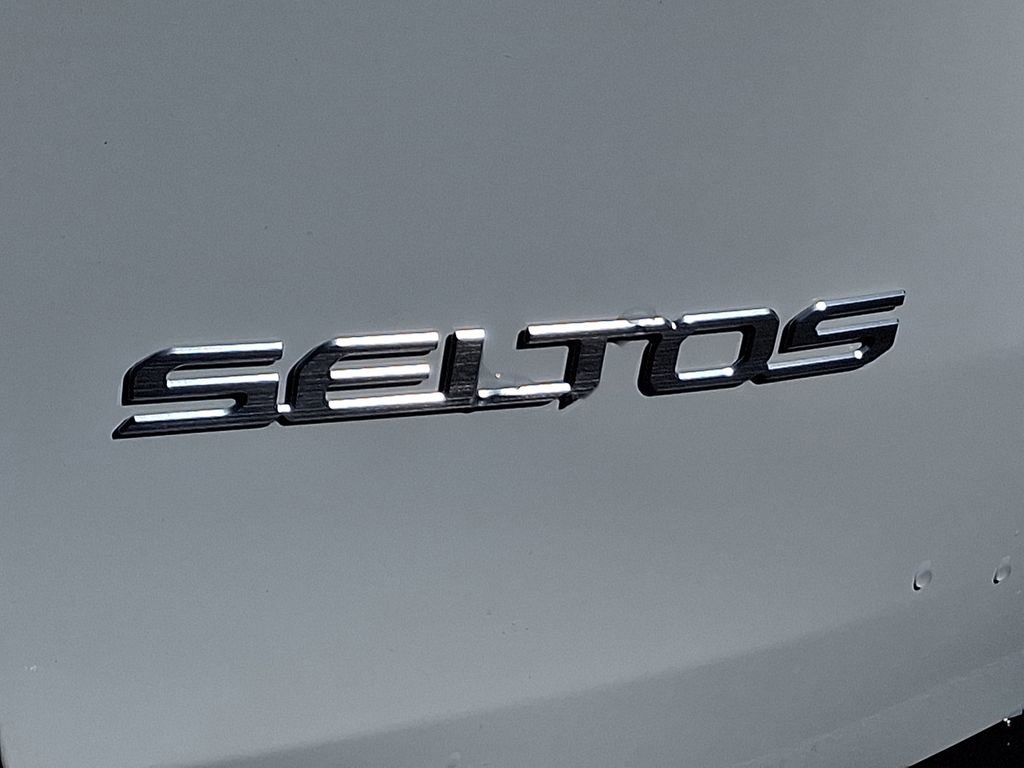 Certified 2026 Kia Seltos S FWD image 30