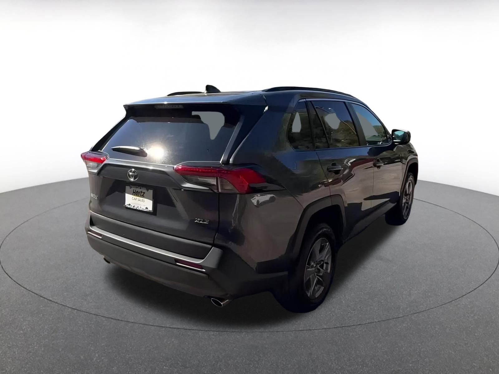 Used 2025 Toyota RAV4 XLE image 14