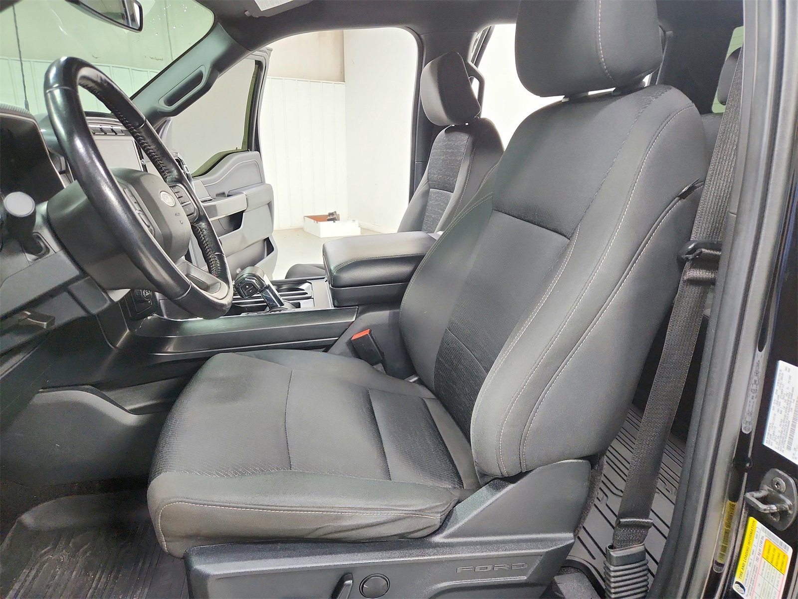 Used 2022 Ford F150 XLT w/ Equipment Group 302A High image 19