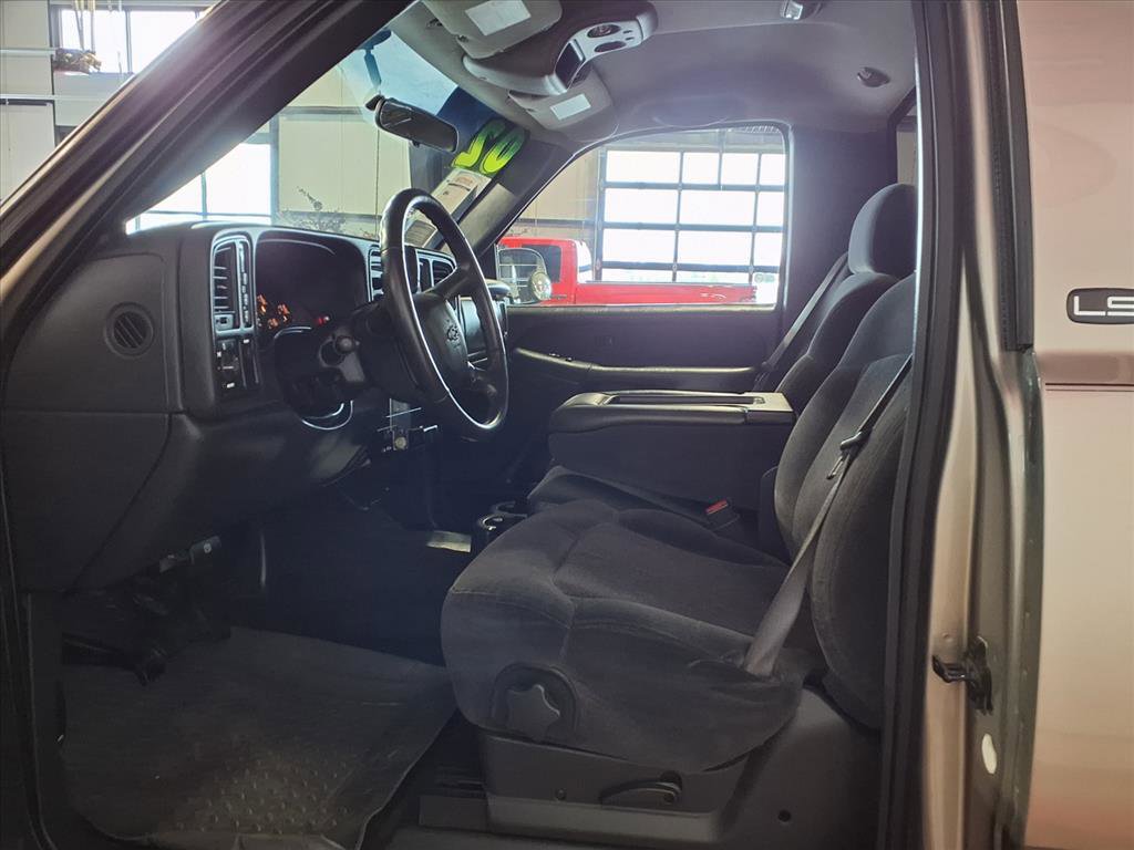 Used 2002 Chevrolet Silverado 3500 LS image 14