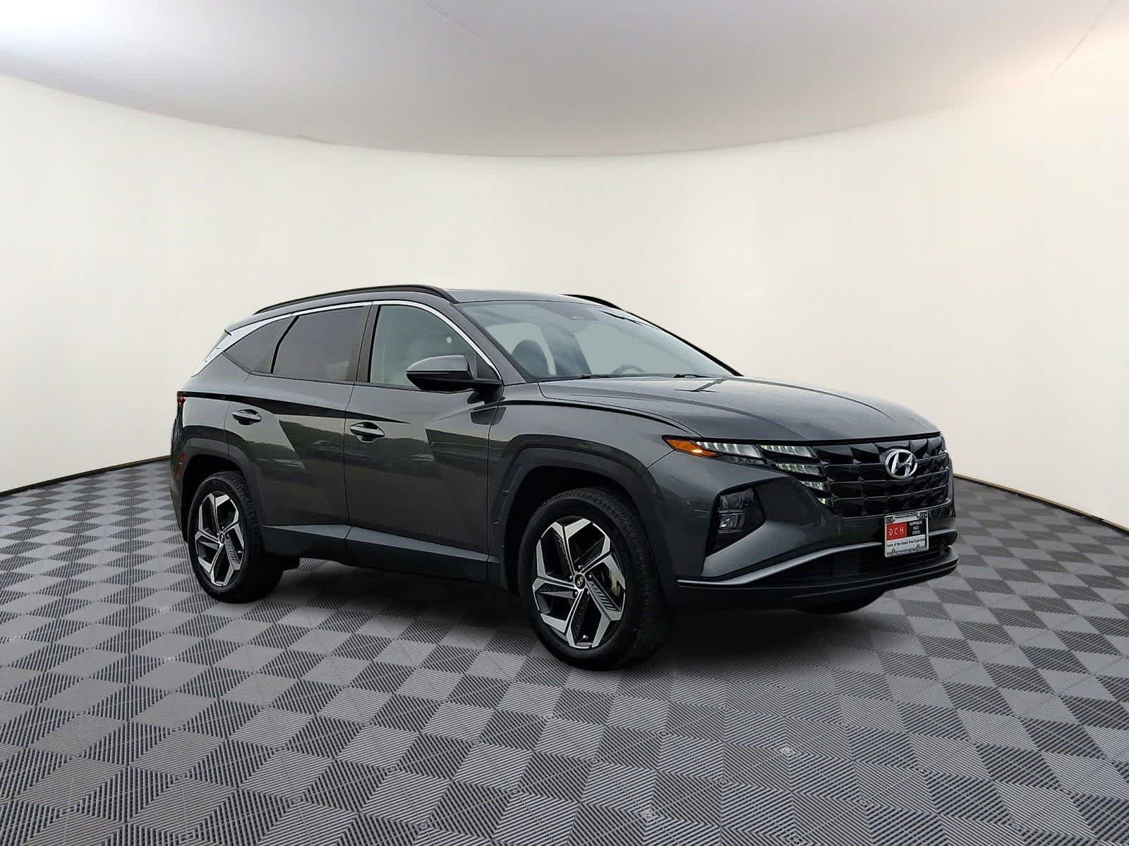 Used 2023 Hyundai Tucson SEL w/ Convenience Package AWD/4WD image 4