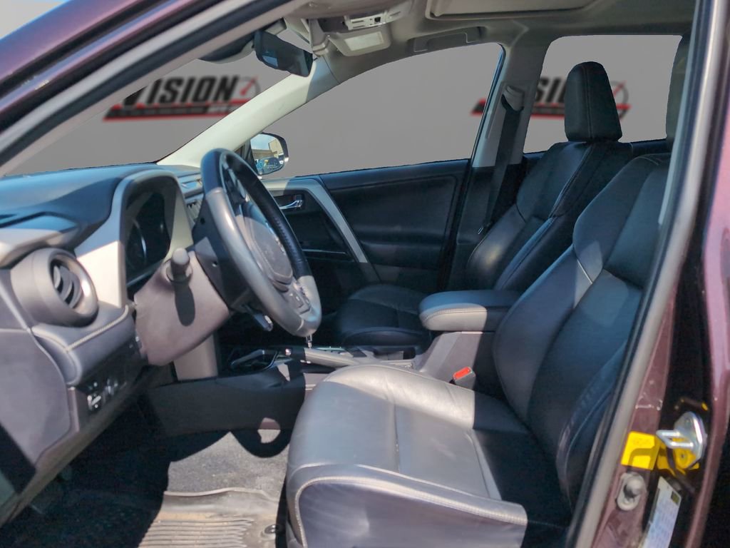 Used 2018 Toyota RAV4 Limited w/ All Weather Liner Package image 9