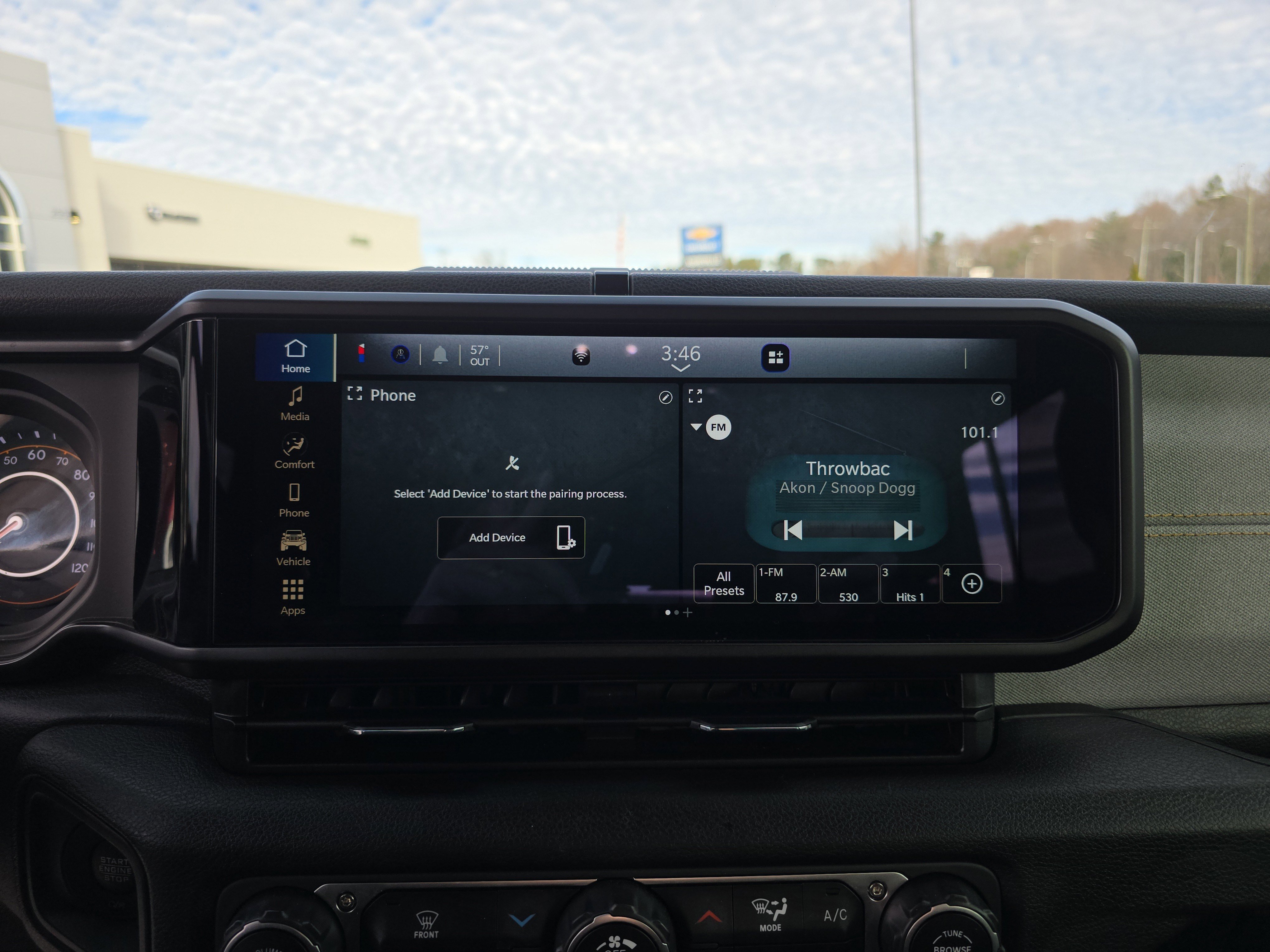 Used 2024 Jeep Wrangler Willys image 29