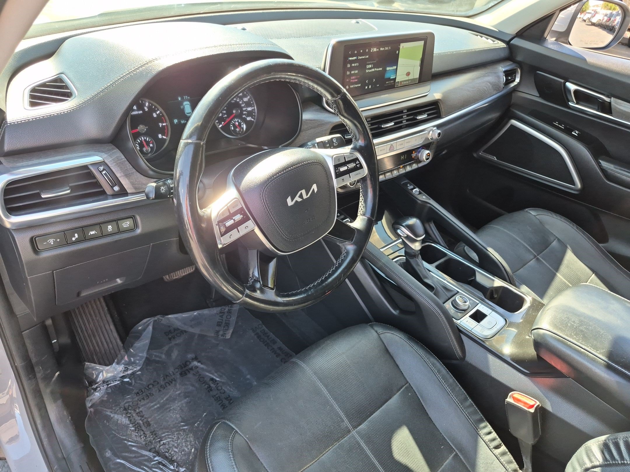 Used 2022 Kia Telluride EX w/ EX Premium Package AWD/4WD image 14