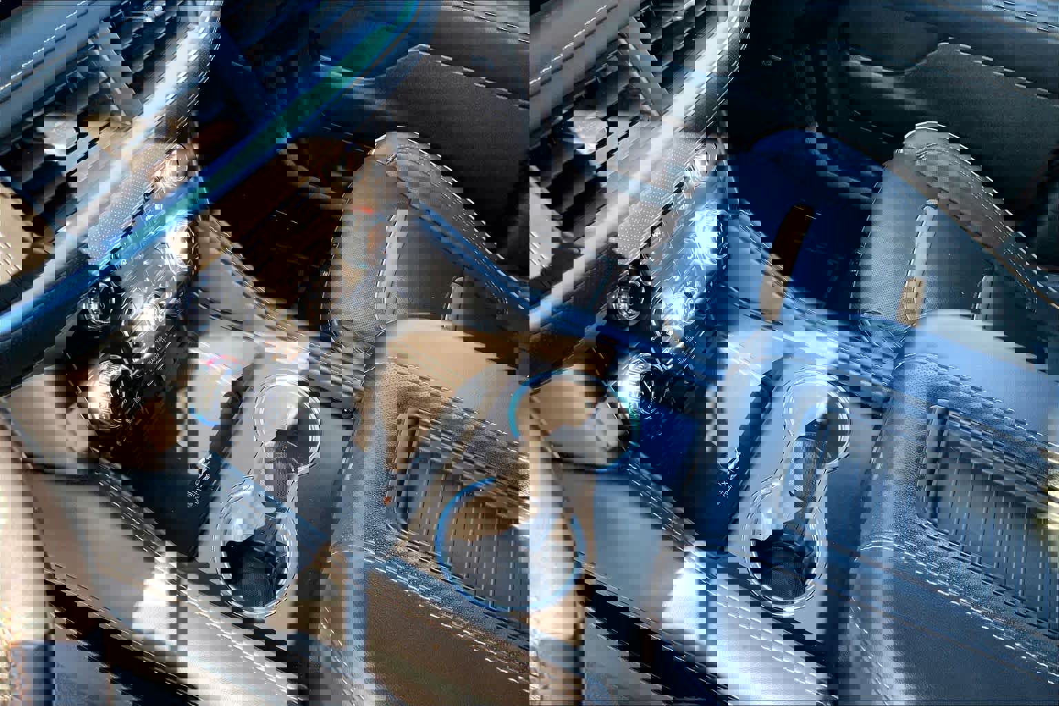 Used 2022 GMC Yukon XL AT4 image 16