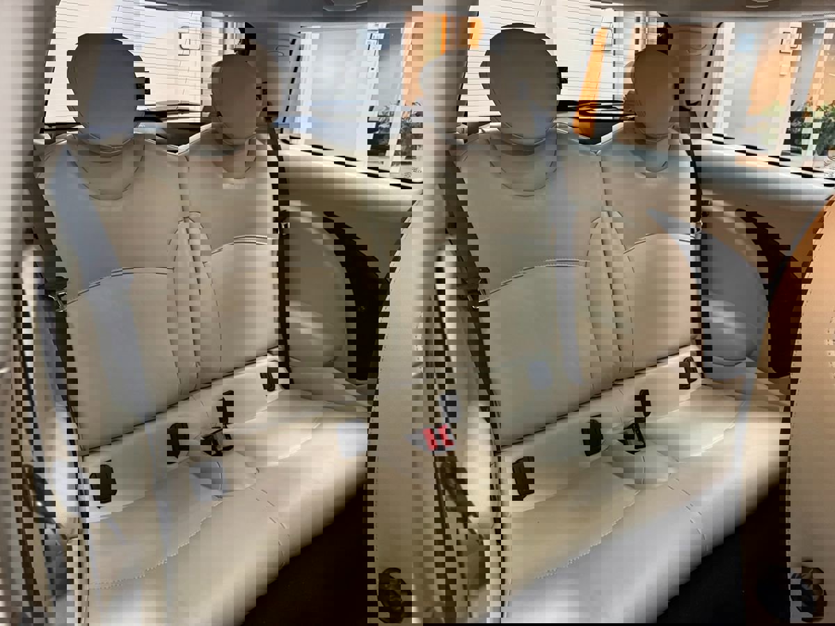 Used 2011 MINI Cooper S image 36